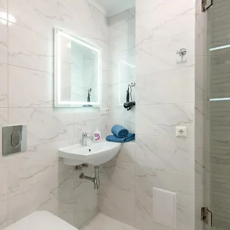 Artal On Obolonskyi Avenue 16 Apartment Kyiv